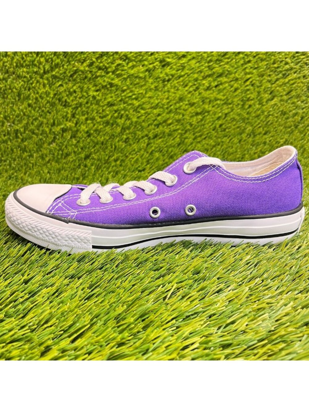Converse Chuck Taylor All Star Low Womens Size 7 Purple Athletic Shoes Sneakers - Picture 2 of 9